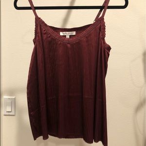 Burgundy dressy tanktop